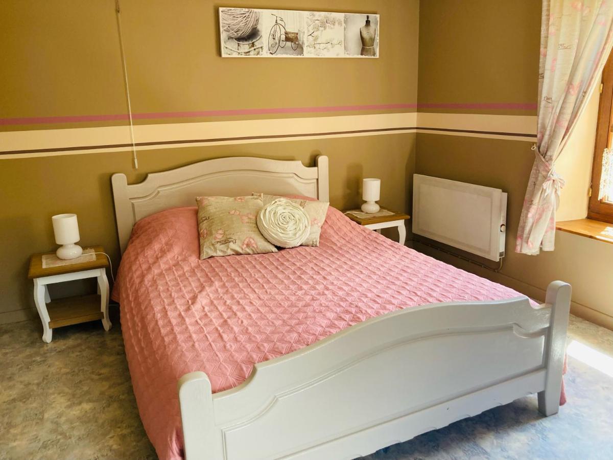 Les Demoiselles De La Semois Villa Poupehan ภายนอก รูปภาพ