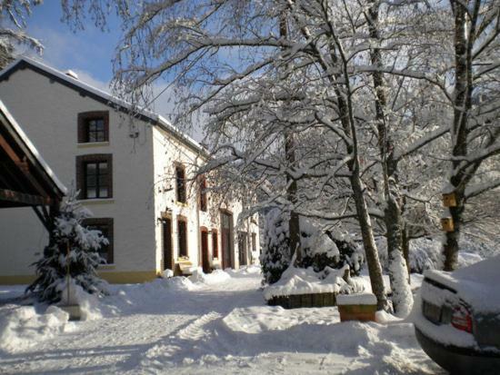 Les Demoiselles De La Semois Villa Poupehan ภายนอก รูปภาพ